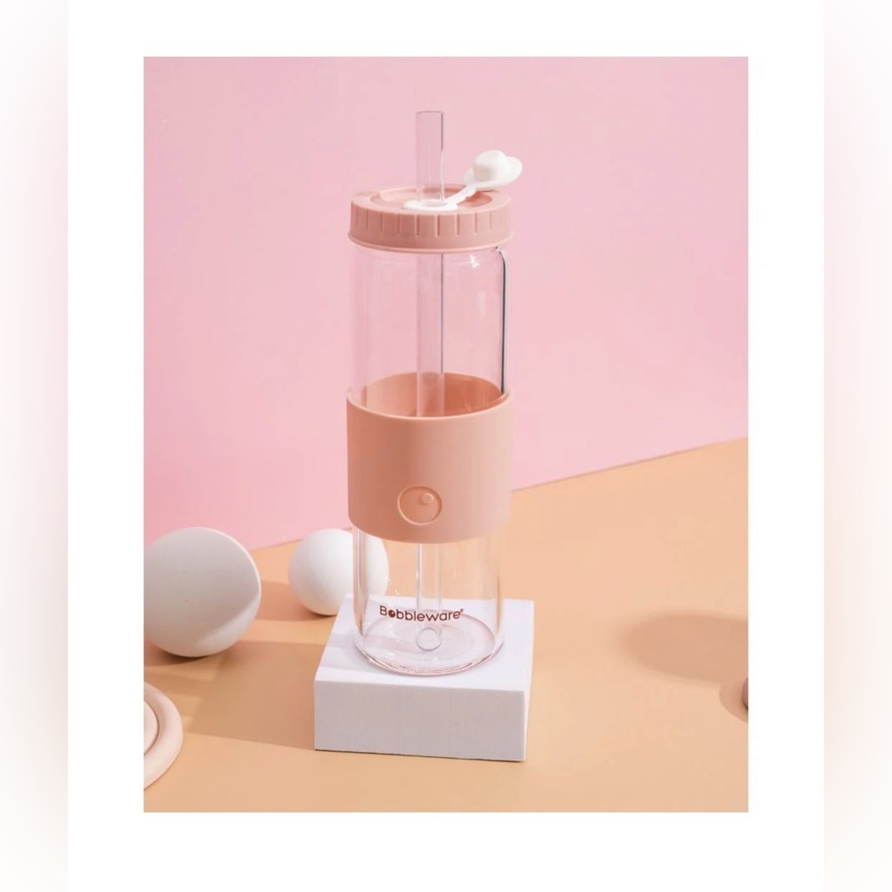 New in Box Bobbleware Reusable Straw Tumbler Glass 24oz/700ml - Rose